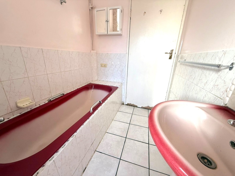 4 Bedroom Property for Sale in Wilgehof Free State